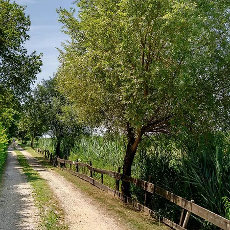 아파트호텔 Lemene 3*